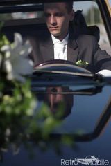 Alfa Romeo Roadster - Przyszły Pan Młody ma niezwykłą okazję przewiezienia swojej wybranki samodzielnie.