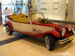 Przykładowa kompozycja z żywych kwiatów - przystrojenie Nr 18